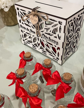 Cofre de Casamento Personalizado e Lembranças em Garrafinha