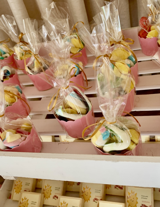 Copinhos de Gomas Coloridas – Lembrança Infantil