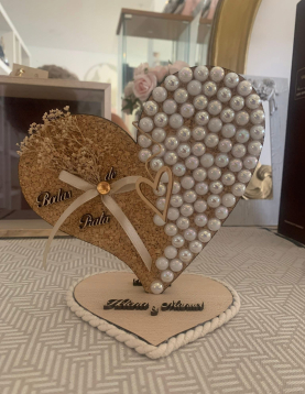 Porta Alianças Coração em Cortiça e Pérolas Personalizado