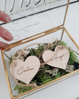 Porta Alianças em Caixa de Vidro com Corações Personalizados